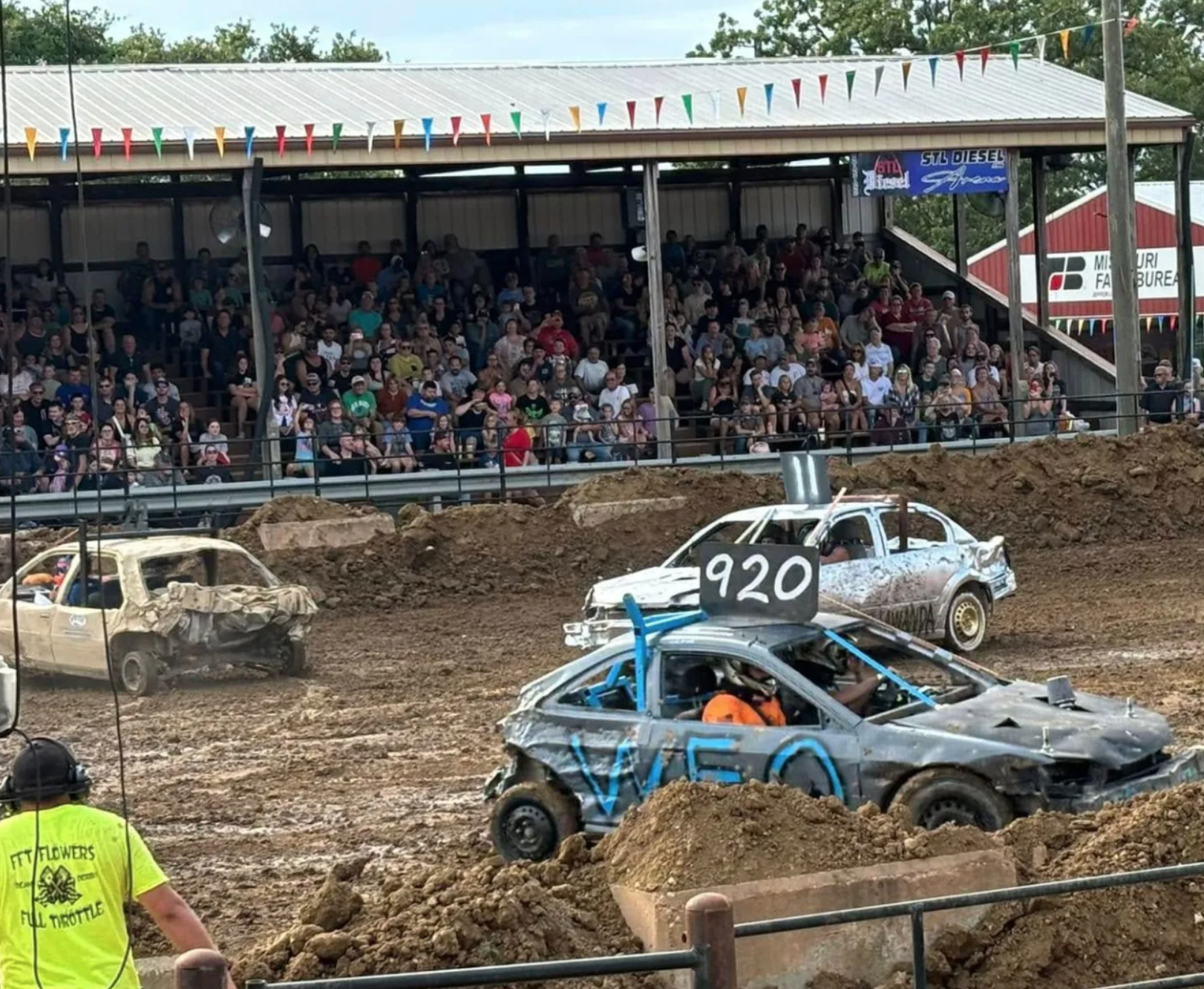 Hillsboro Mo demolition derby at Jefferson County Fair