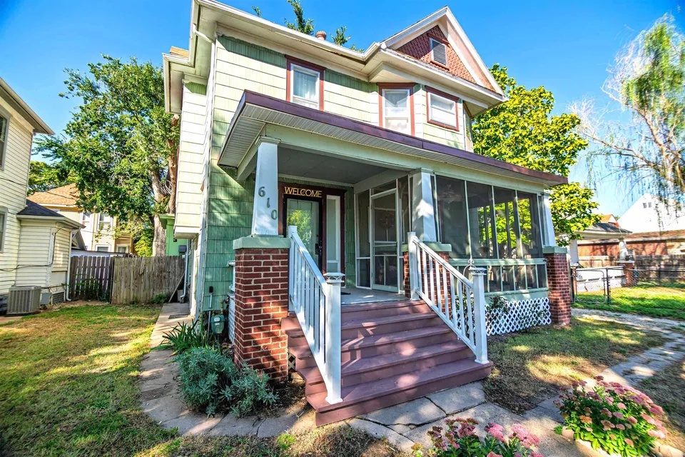 Home of the Day: Classic Character Meets Modern Updates at 610 State Street in Salina