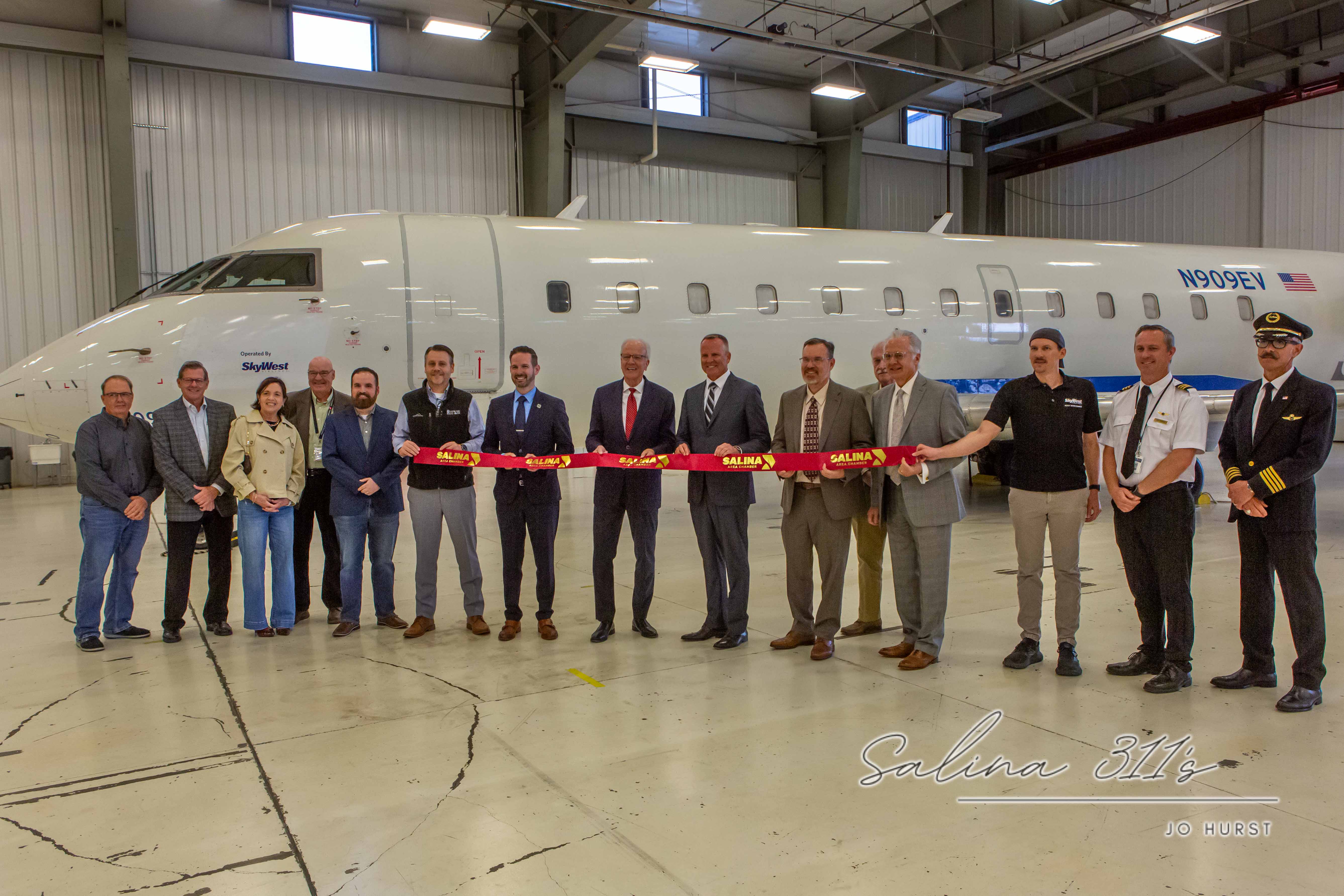 U.S. Senator Jerry Moran and SkyWest President and CEO Chip Childs at Thursday’s ribbon cutting for SkyWest’s new maintenance facility at Salina Regional Airport.