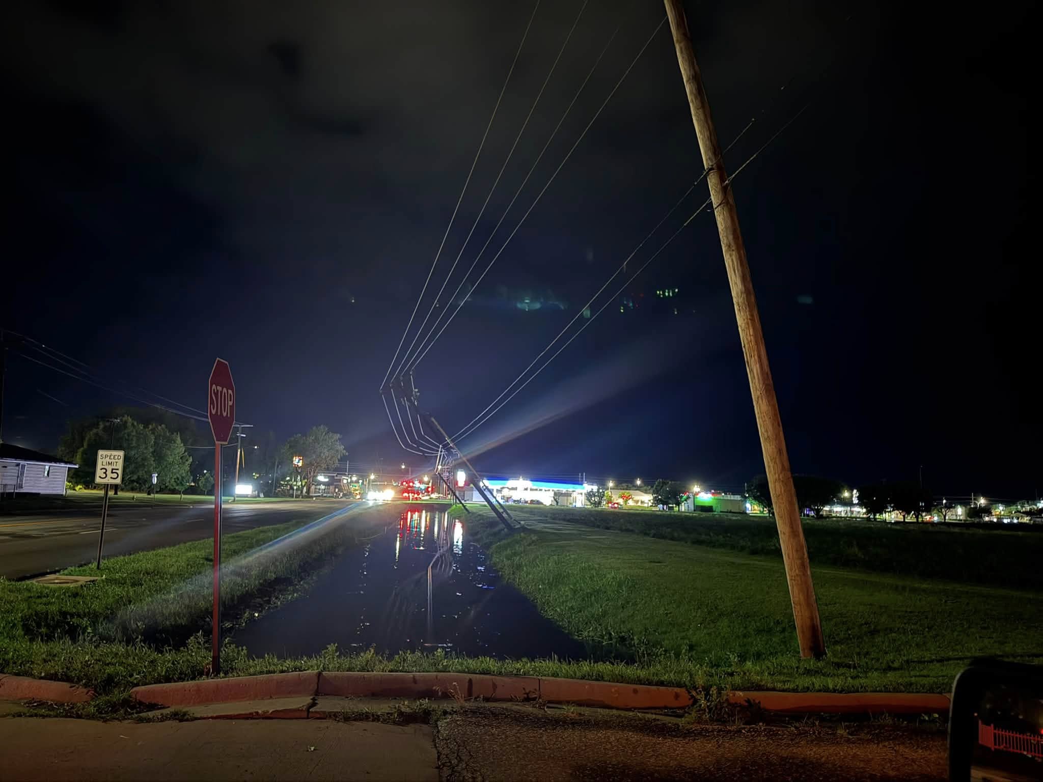 Severe Storm With +100 MPH Winds Leaves 28,000 Without Power, Traffic Signals Out