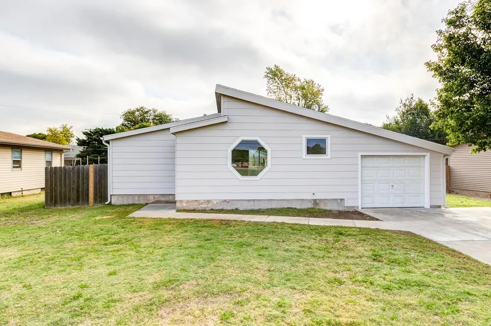 Millwood Realty Home of the Day: Practical Ranch on South Ohio