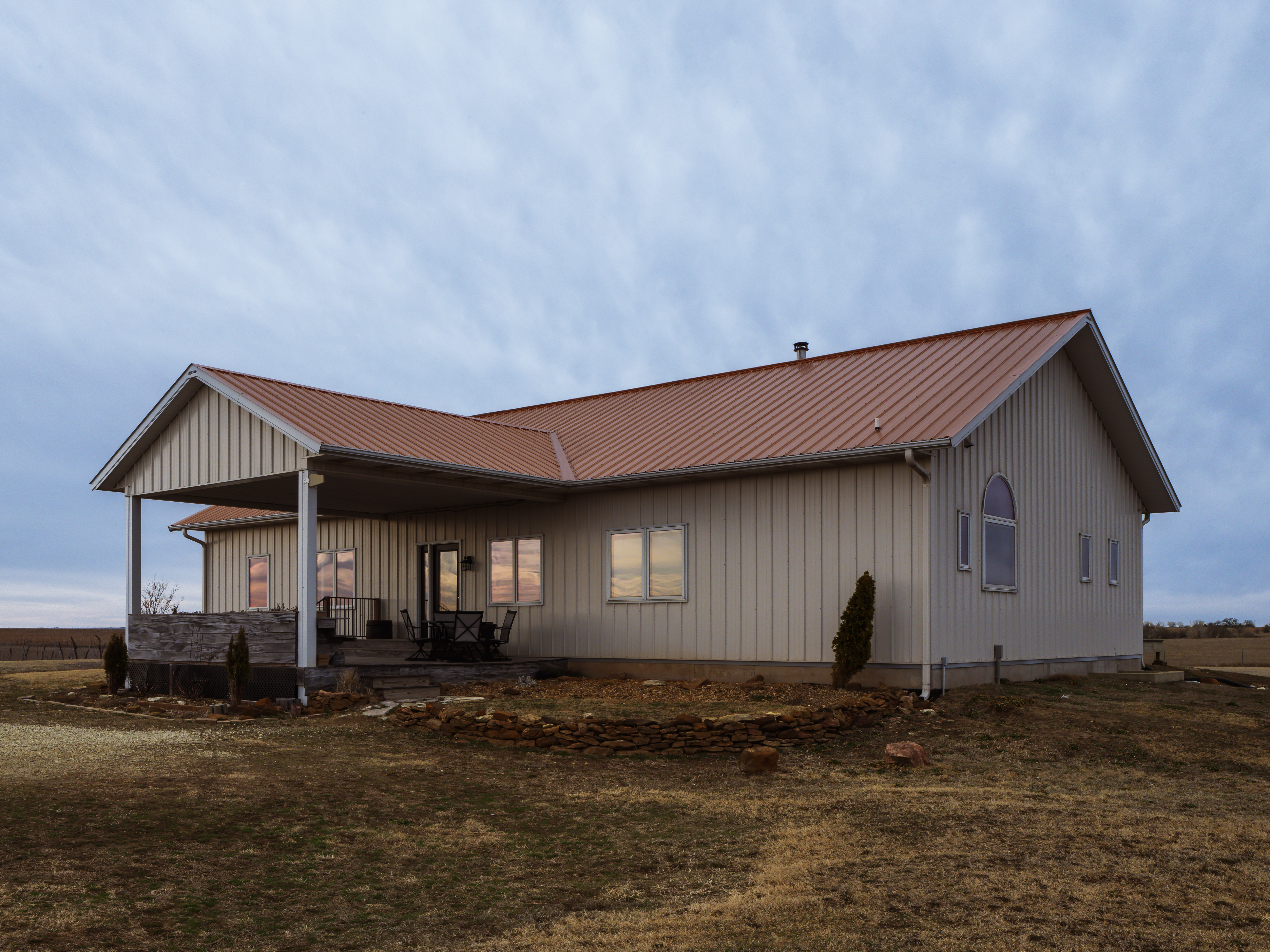 Prairie Luxury on 80 Acres: Custom 7-Bedroom Estate With Vineyard, Views, and Room to Breathe