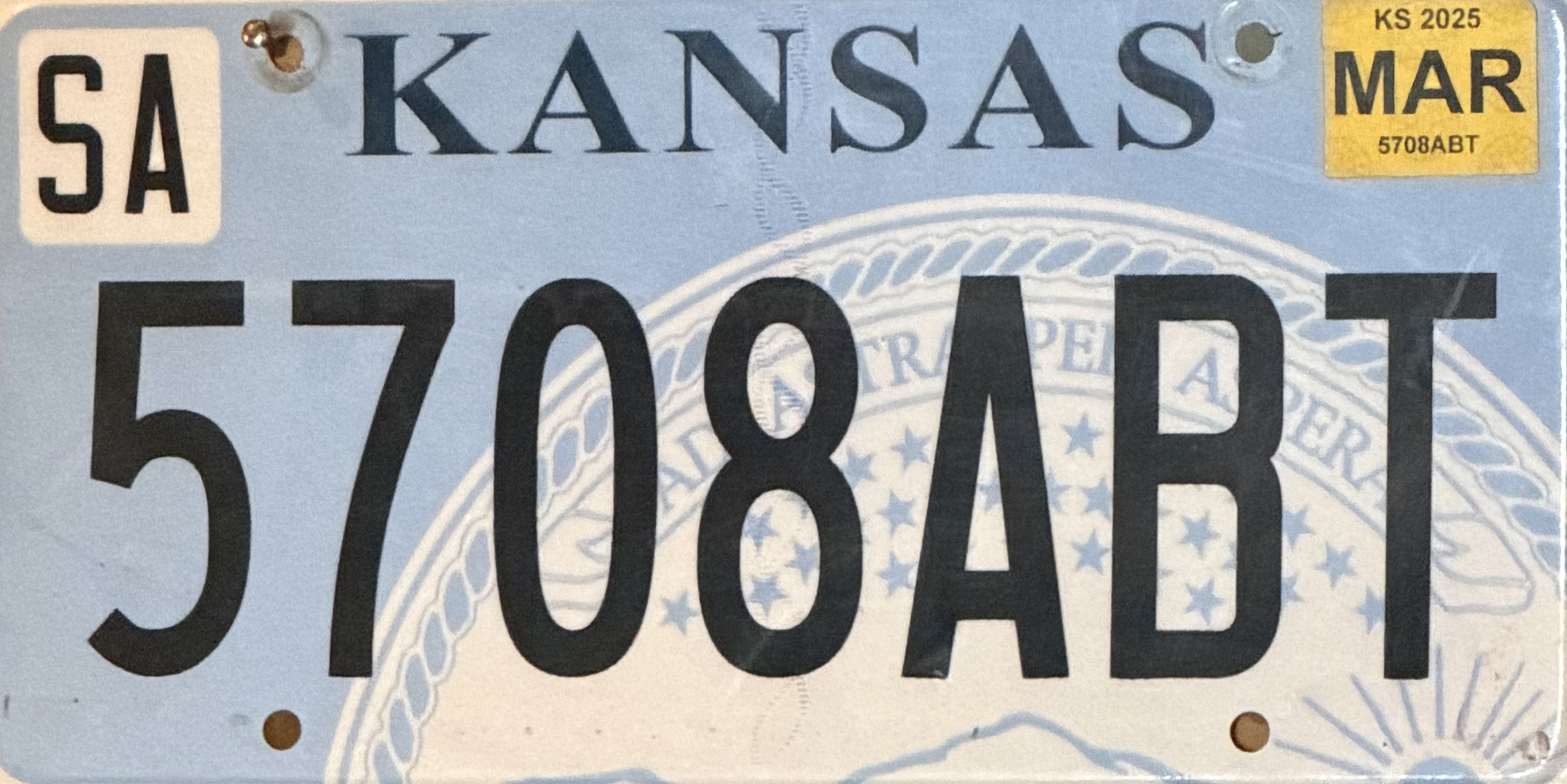 Salina Drivers Warned: New Kansas Plate Law Could Bring $60 Fine Plus Court Costs