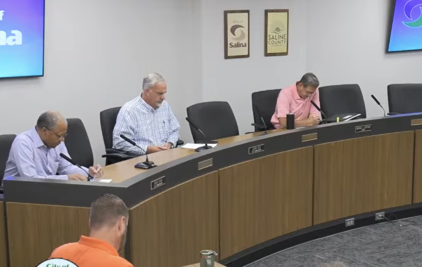 Salina City Commission Holds Closed Session on Cozy Inn Lawsuit