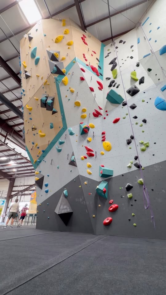 New Climbing Gym HEXROCK Opens in Sarasota