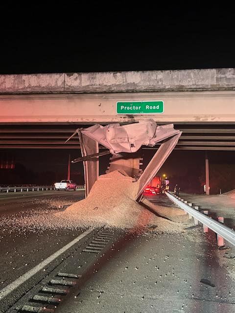Dump Truck Strikes Overpass on I-75 in Sarasota County - Hi Sarasota