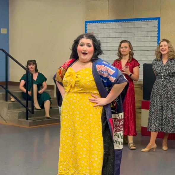 Theatre Salina awards Legacy Robe to Emma Kelly for ‘Guys & Dolls’